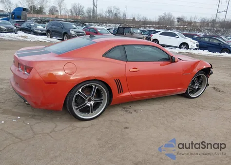 2010 Chevrolet Camaro 1Ls z USA, uszkodzony, nr VIN 2G1FE1EV0A9209857